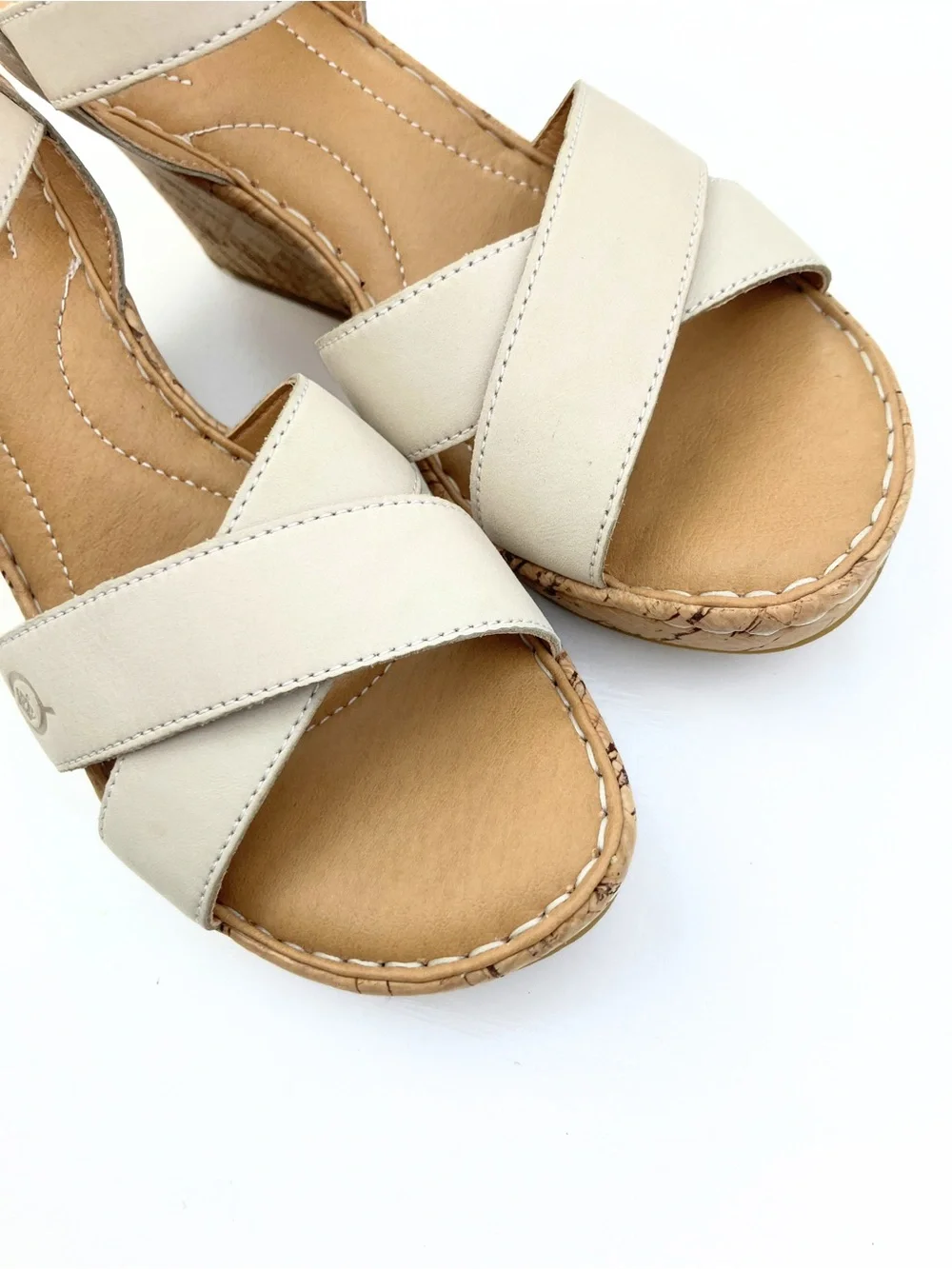 Born Alaina Platform Wedge Sandal Cream Leather Sz 6